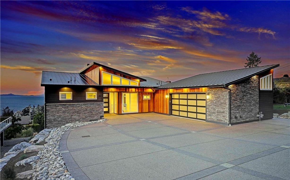 Andrew – Modern Downhill View Lot – MM-2612